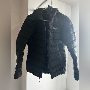 Arc'teryx 
Thorium Down Hoodie - Women's Size Medium